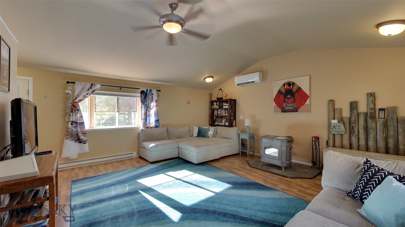 104 Vista Street Property Photo 18