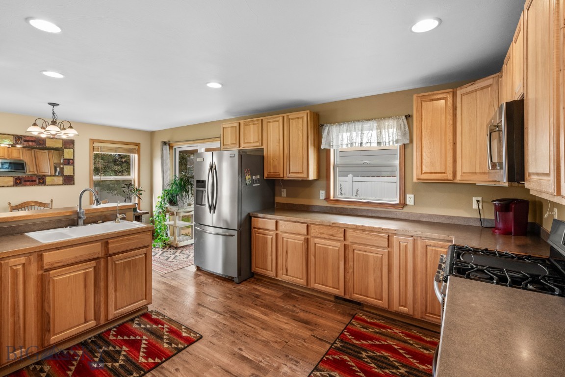 1373 N River Rock Drive Property Photo 8