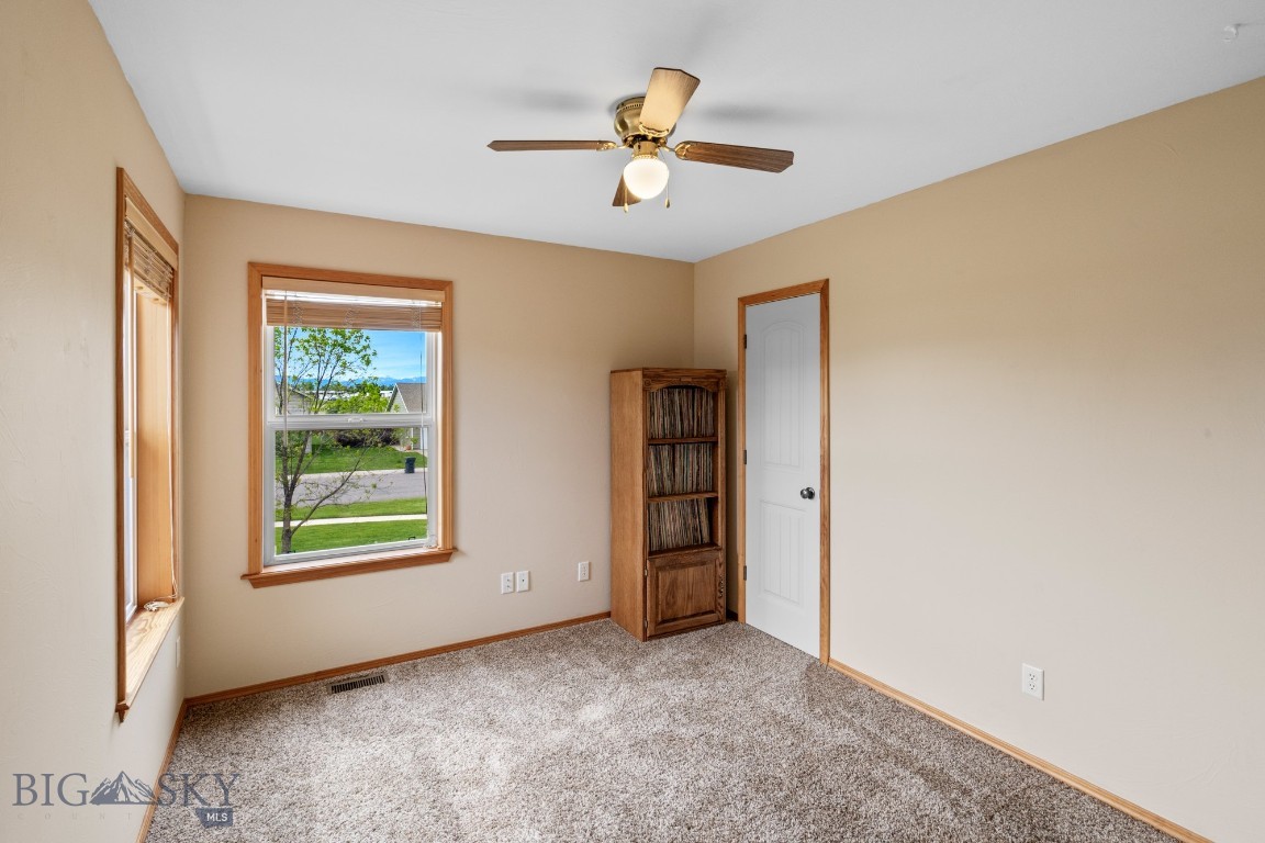 1373 N River Rock Drive Property Photo 14