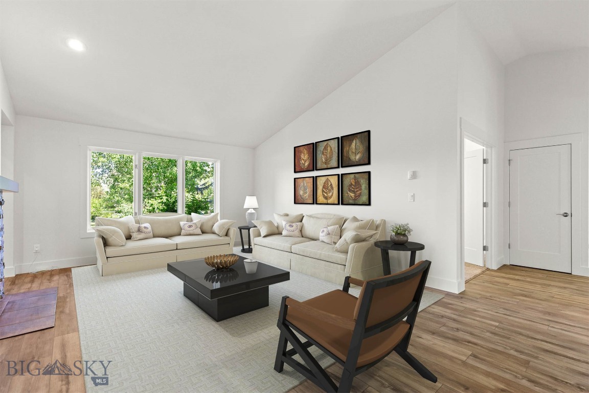 4901 Itana Circle Property Photo 11