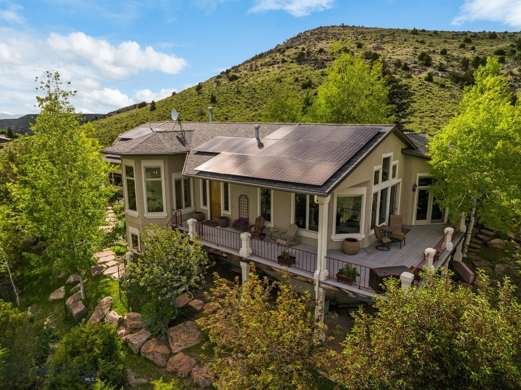 471 High Meadow Property Photo