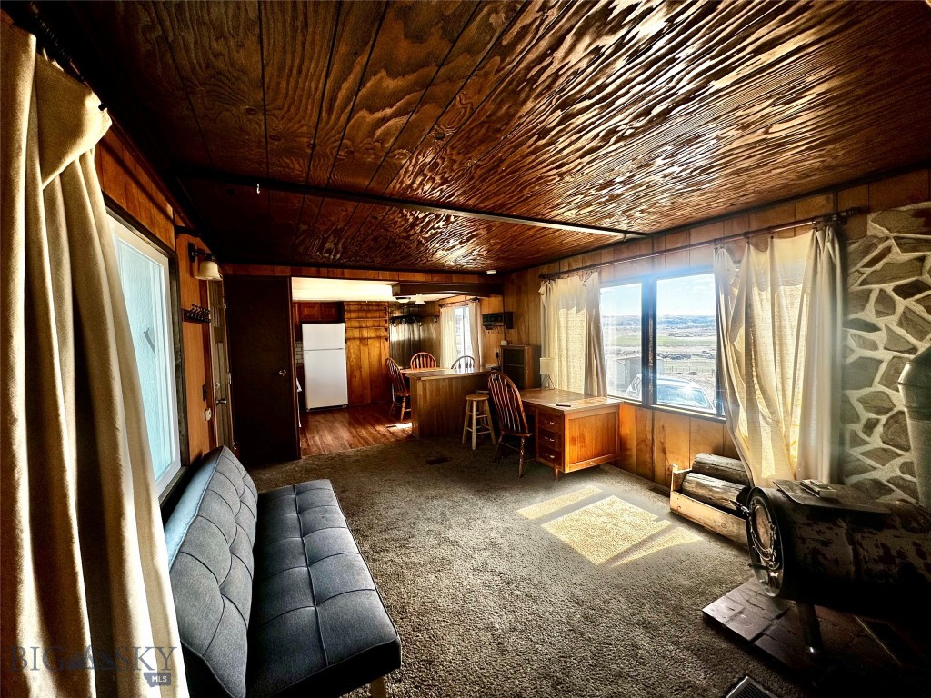 12193 Old Coach Road Property Photo 8