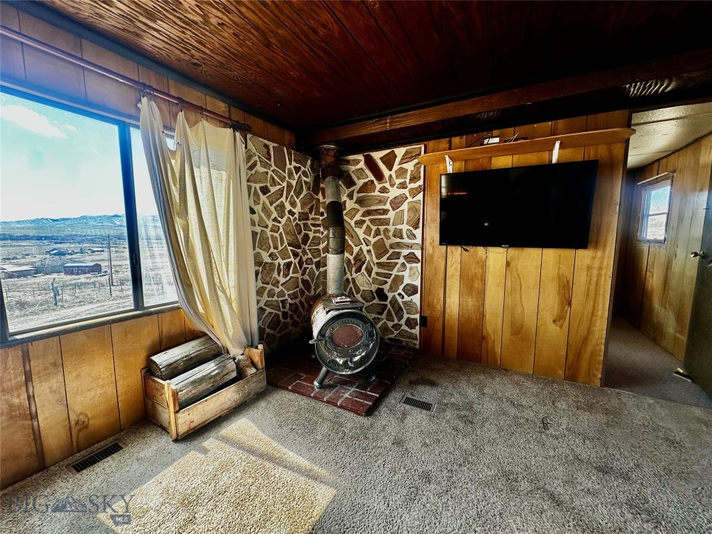 12193 Old Coach Road Property Photo 9