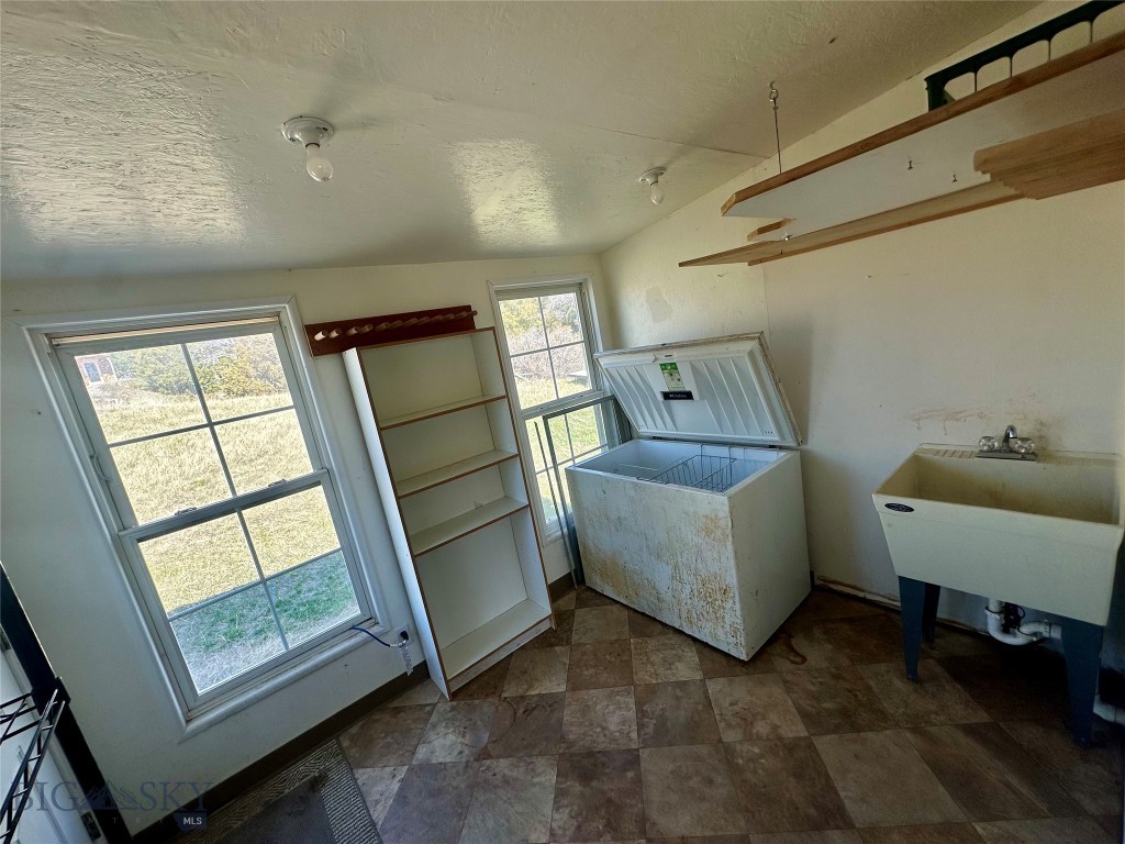 12193 Old Coach Road Property Photo 22