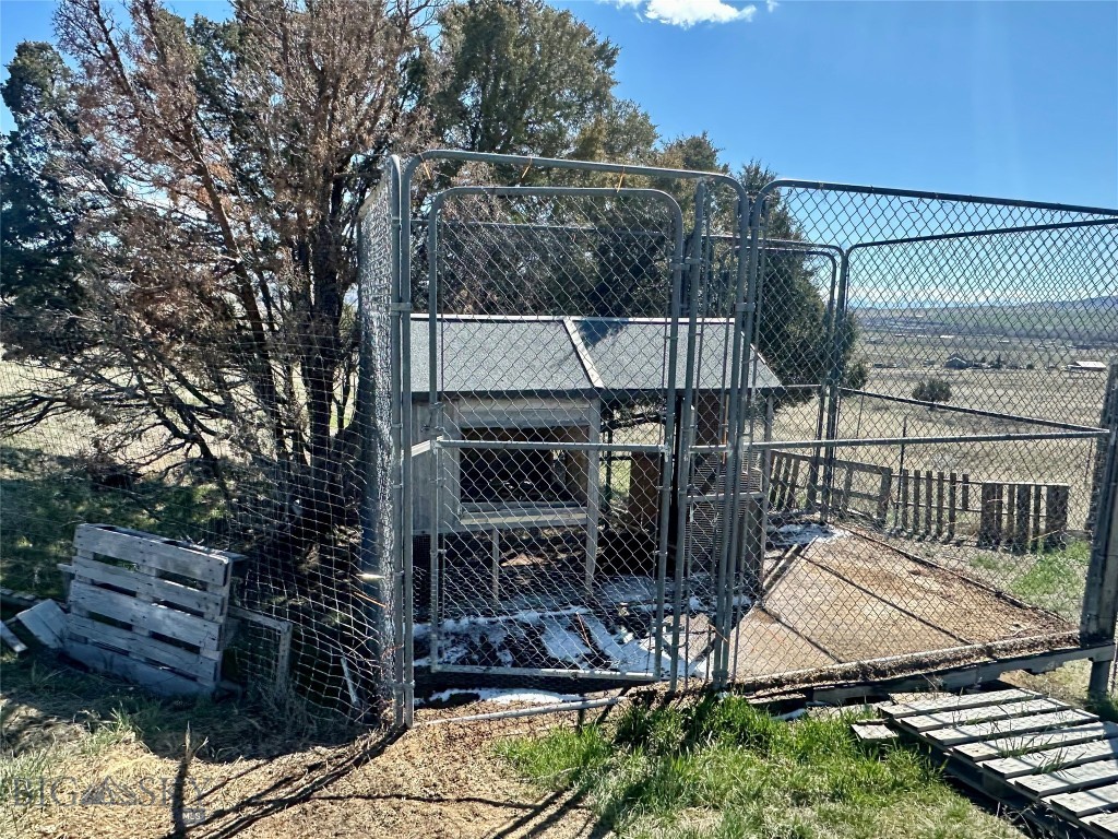 12193 Old Coach Road Property Photo 36