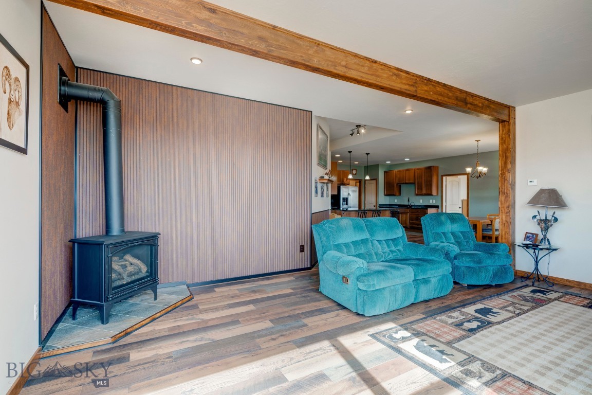 7 Whitetail Drive Property Photo 15