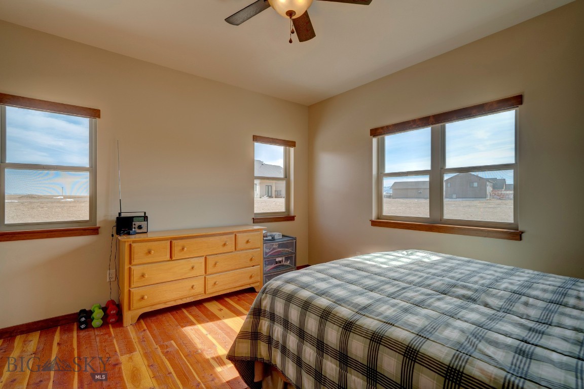 7 Whitetail Drive Property Photo 19