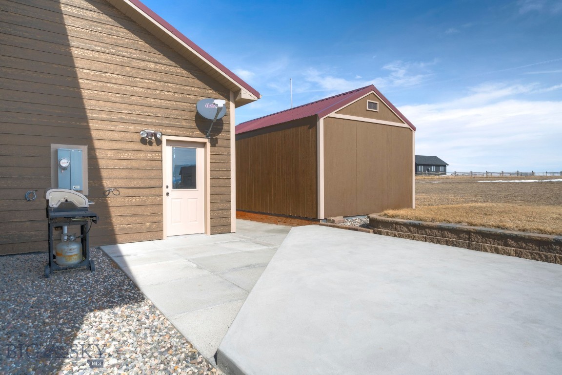 7 Whitetail Drive Property Photo 34