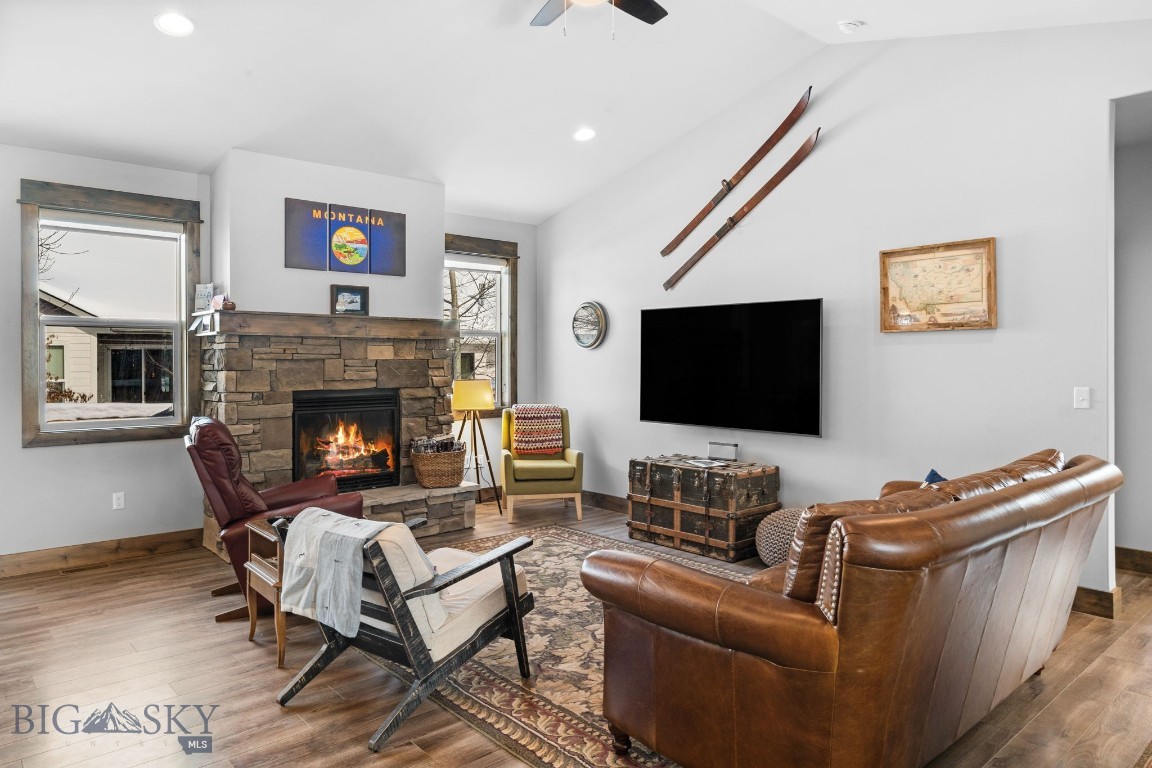 3167 Autumn Grove Property Photo 4