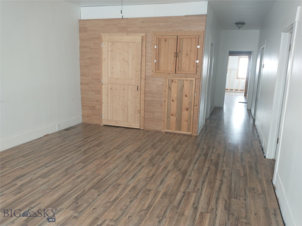 1018 Waukesha Street Property Photo 2