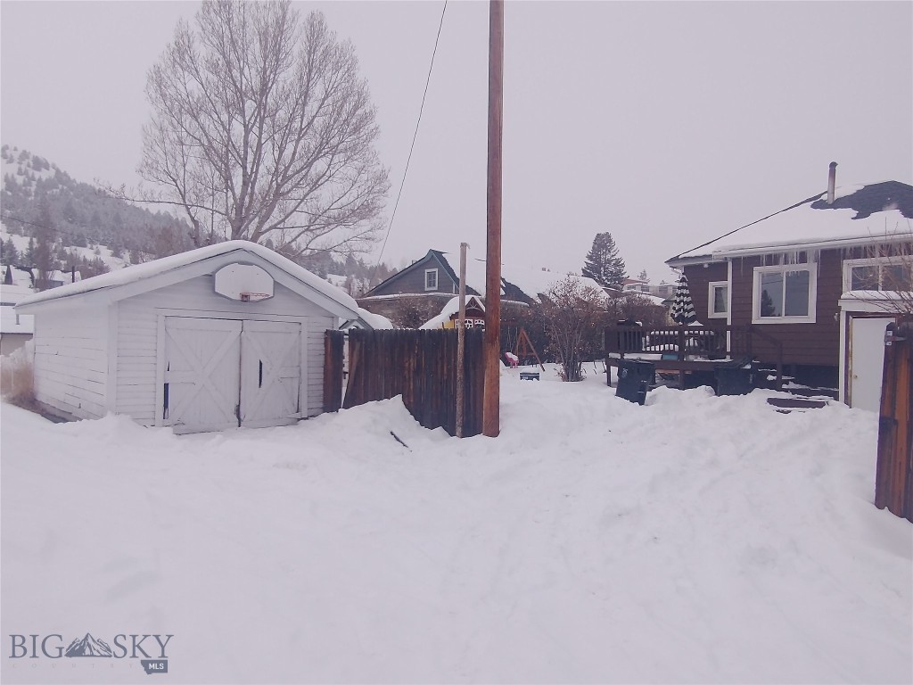 1018 Waukesha Street Property Photo 21
