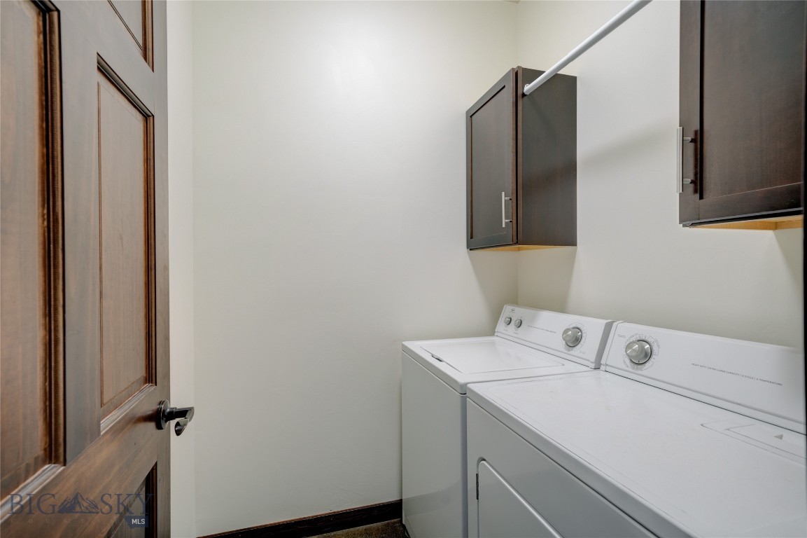 902 New York Drive Property Photo 20