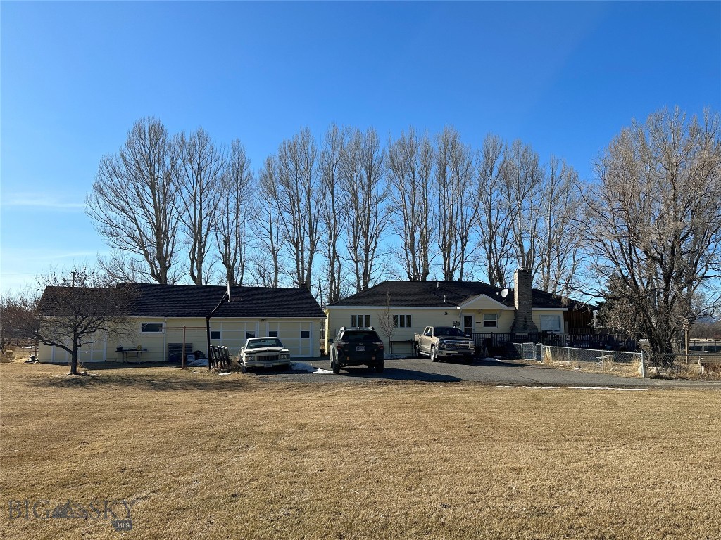 904 Rickards Street Property Photo
