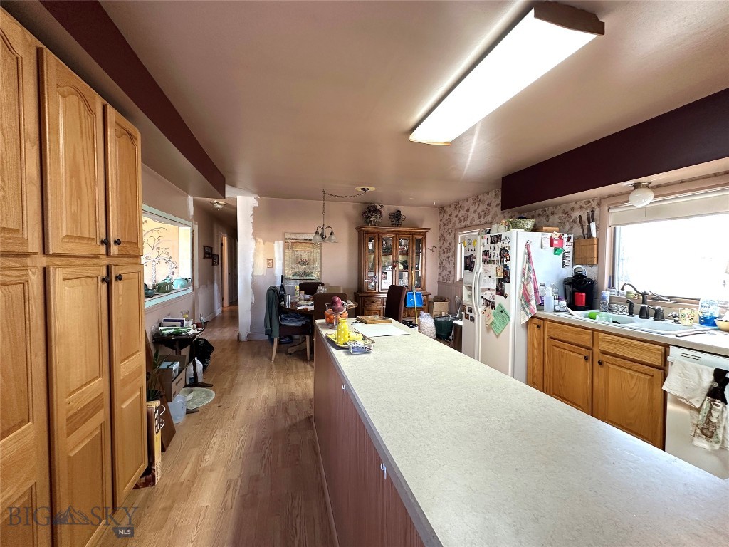 904 Rickards Street Property Photo 12