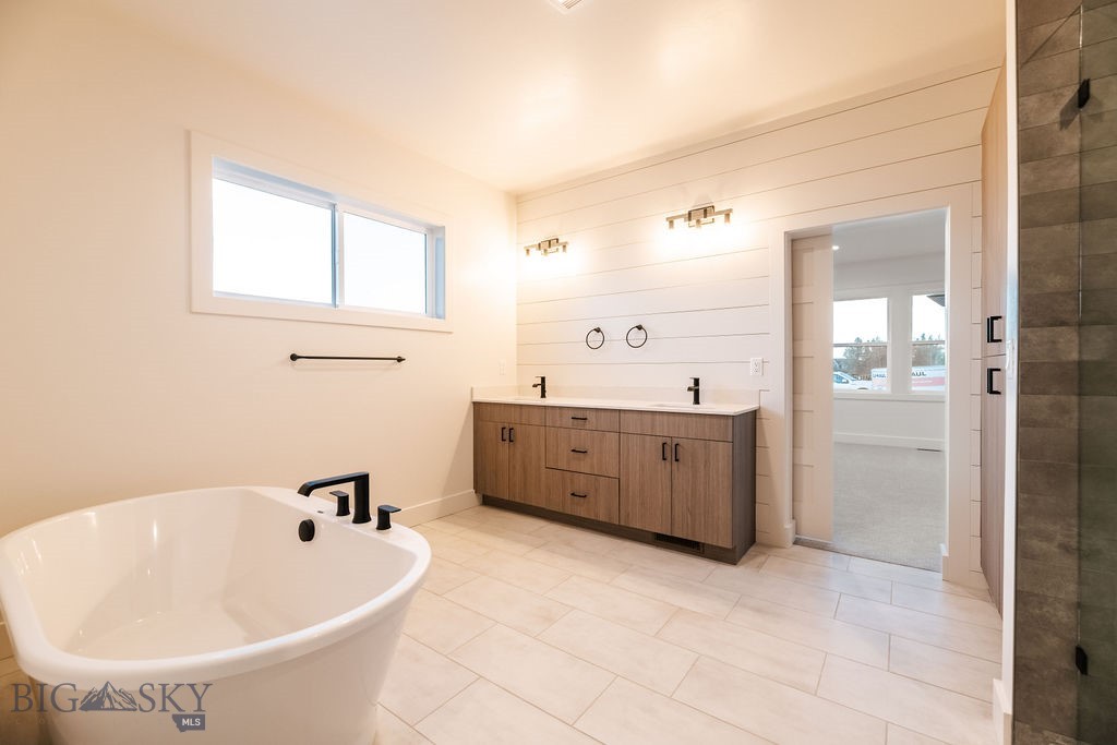3695 Tschache Property Photo 12