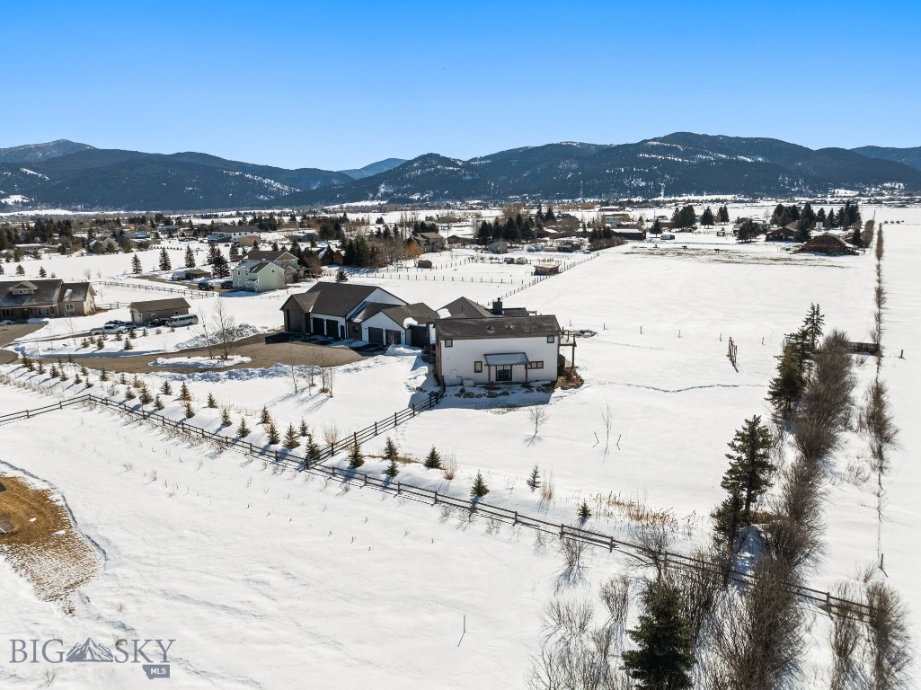 85 Scobie Way Property Photo 87