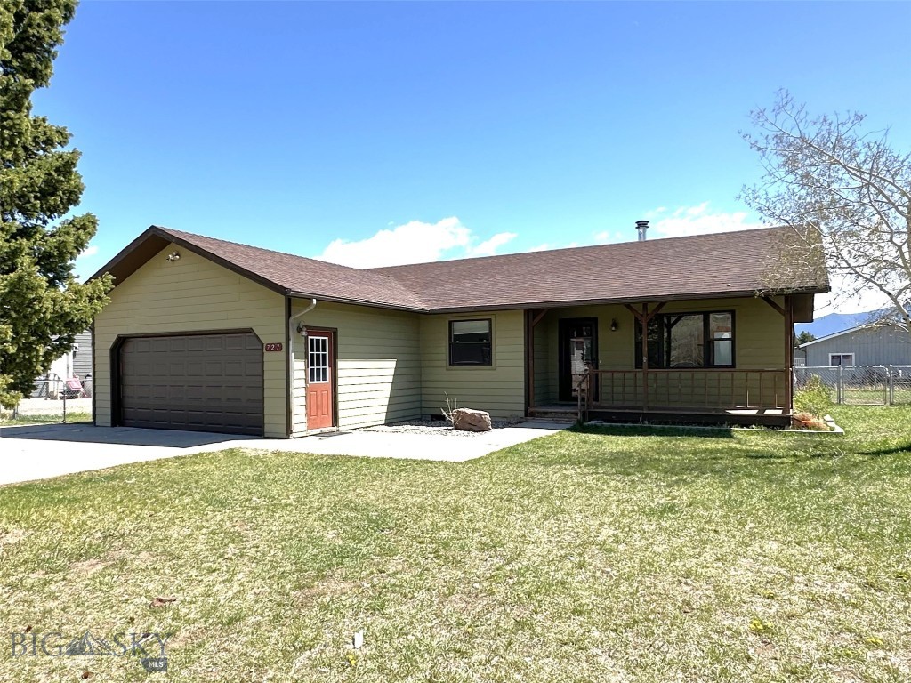 727 Mirza Way Property Photo 1