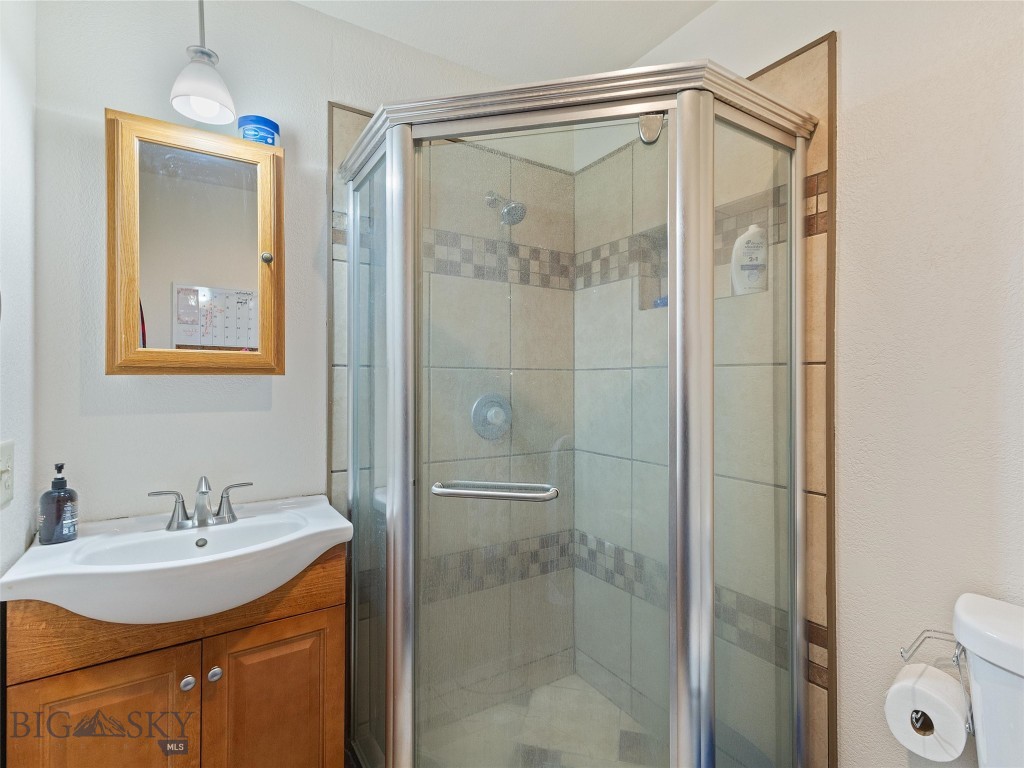 727 Mirza Way Property Photo 15