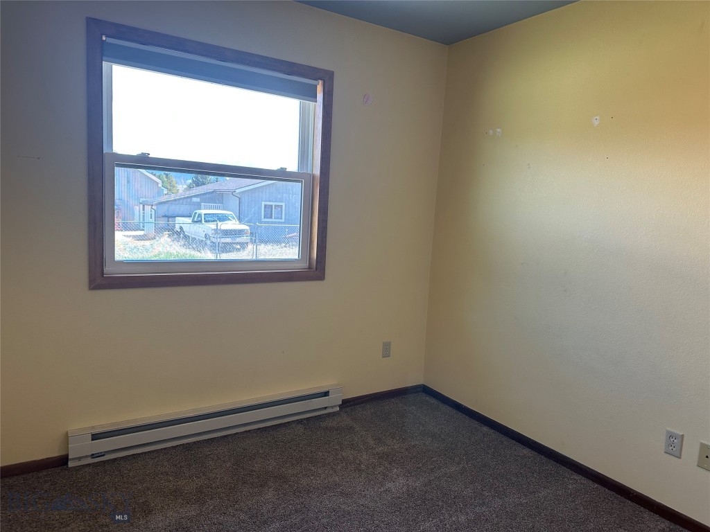 727 Mirza Way Property Photo 16