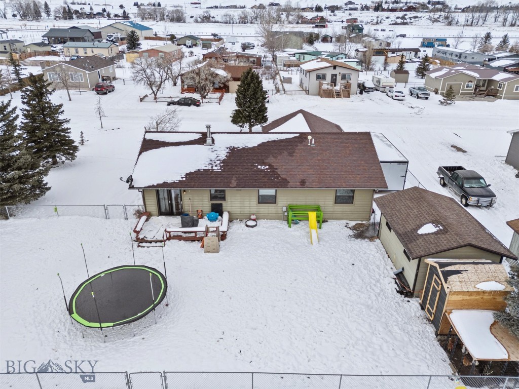 727 Mirza Way Property Photo 24