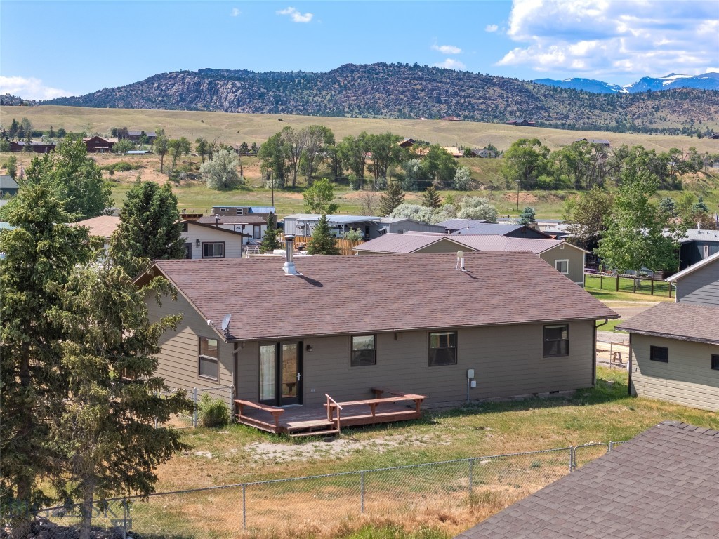 727 Mirza Way Property Photo 26