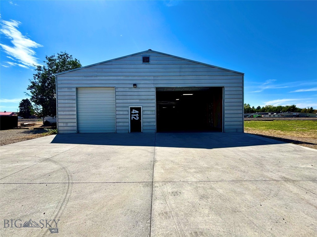 412 E Railroad Avenue N Property Photo 13