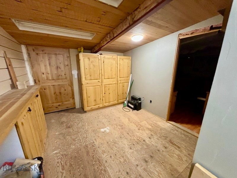 412 E Railroad Avenue N Property Photo 33