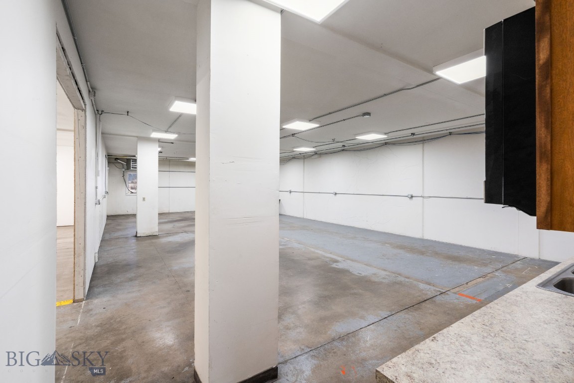 10 Innovation Lane Units E & F Property Photo 4