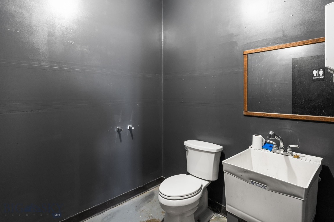10 Innovation Lane Units E & F Property Photo 13