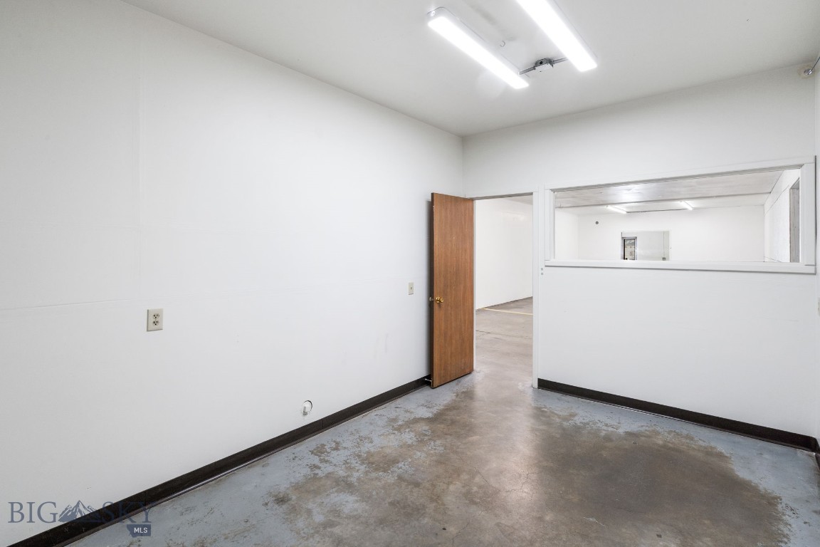 10 Innovation Lane Units E & F Property Photo 16