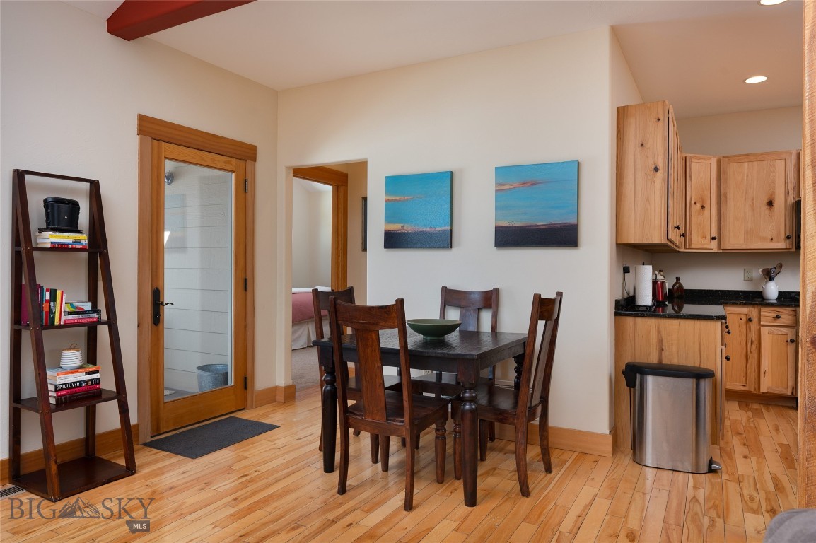 3269 Summerset Drive Property Photo 13