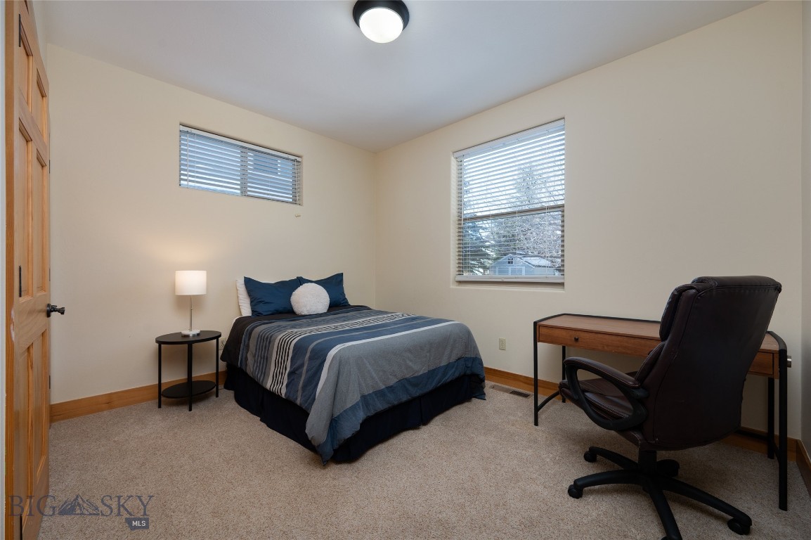 3269 Summerset Drive Property Photo 19
