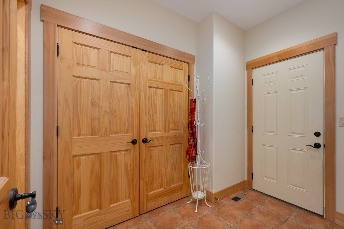 3269 Summerset Drive Property Photo 24