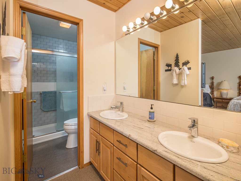 105 Beaverhead Drive 201 Property Photo 38