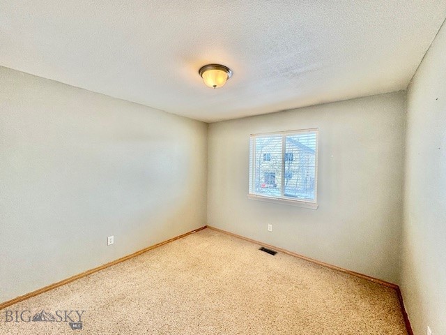 82 E Magnolia Property Photo 22