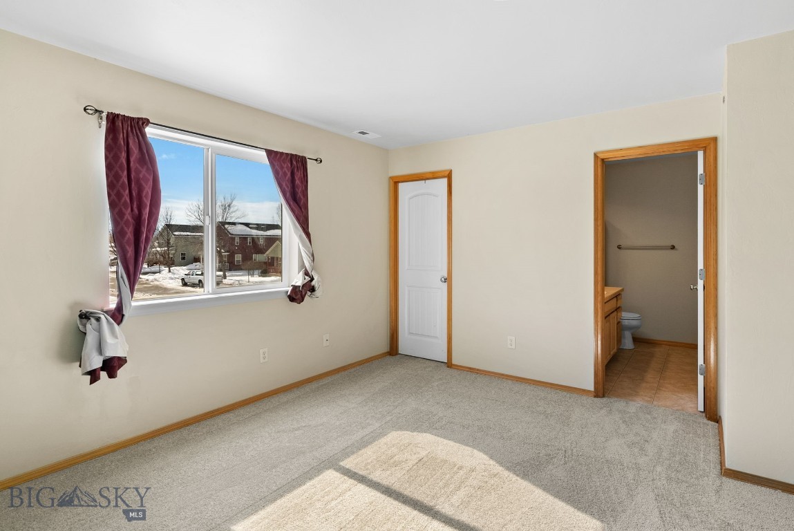 872 N River Rock Property Photo 15