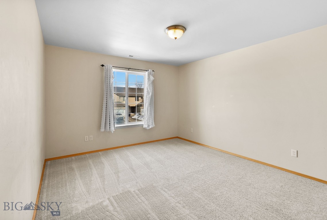 872 N River Rock Property Photo 24