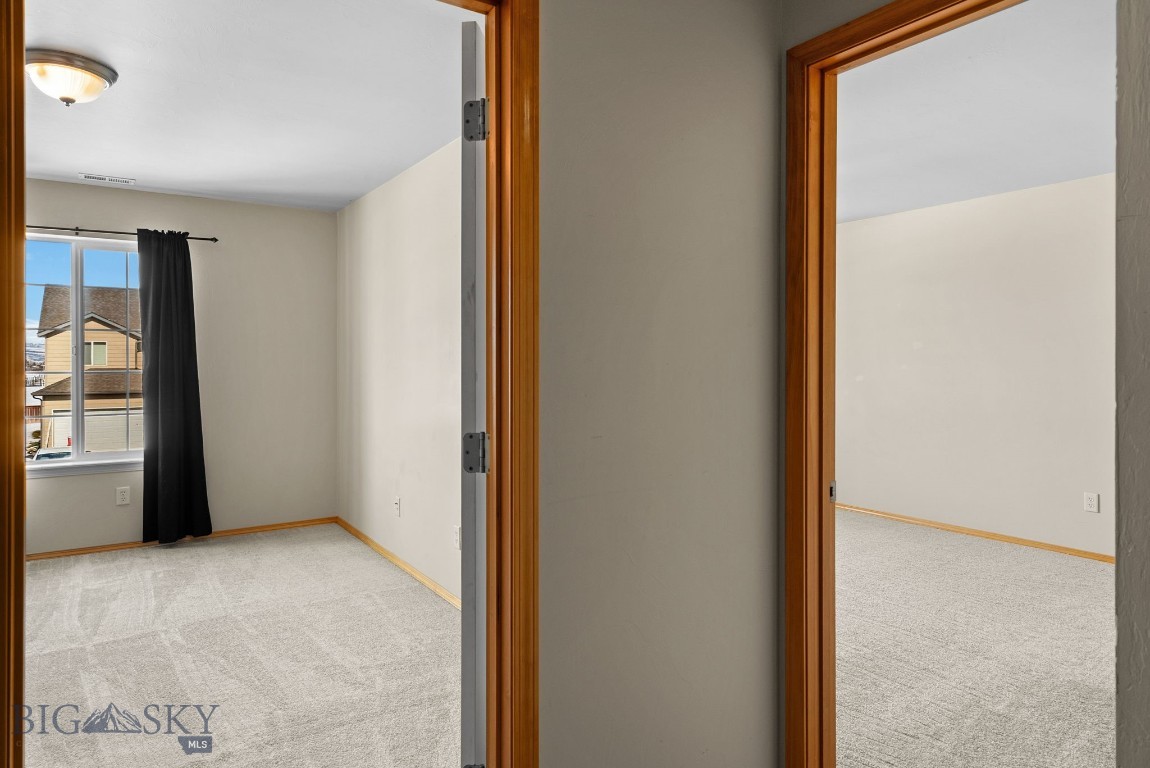 872 N River Rock Property Photo 26