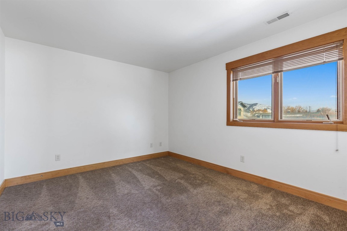 1281 Stoneridge Drive A, B, C, D Property Photo 31