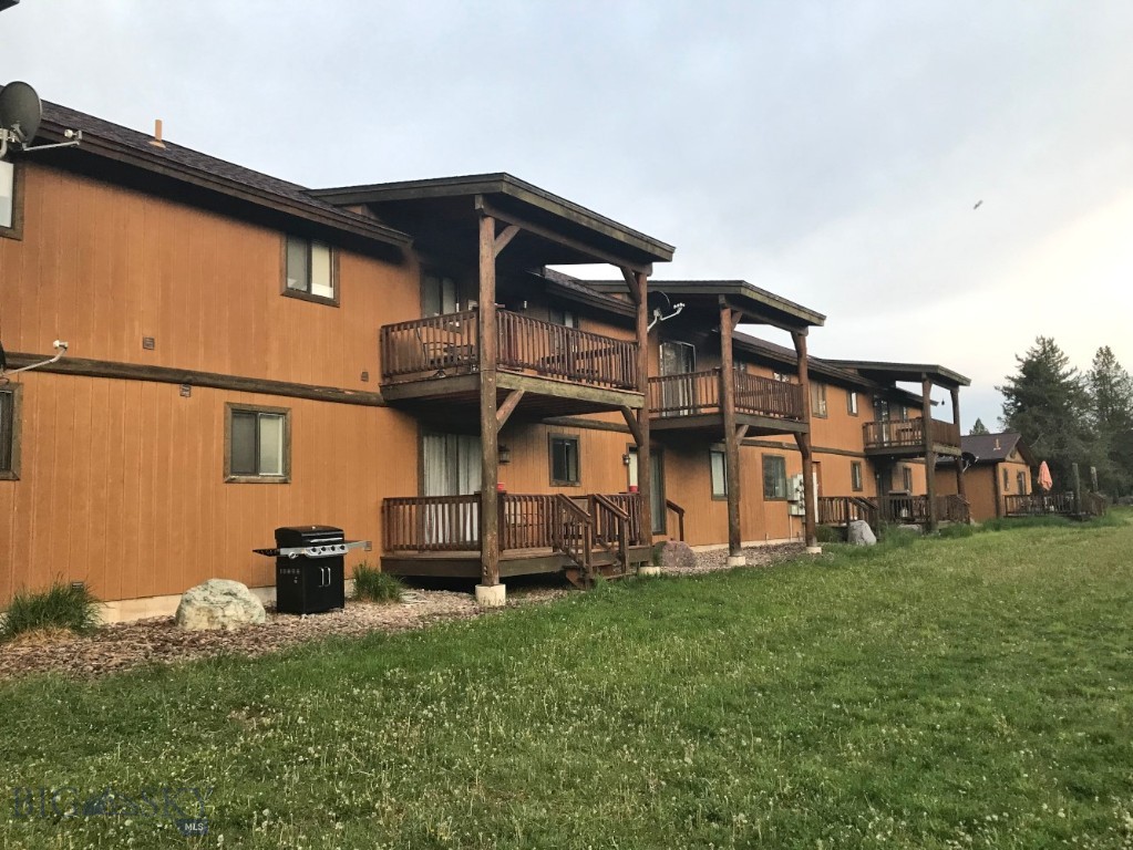 7385 Mt Highway 83 Property Photo 17