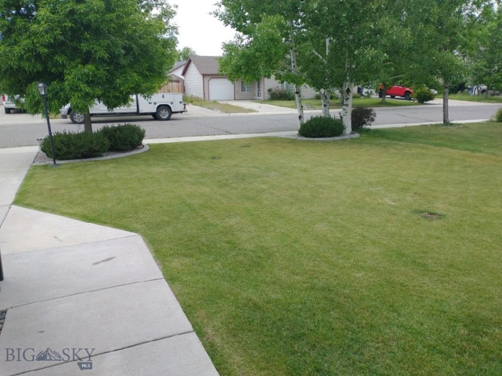 10 Pebble Brook Lane Property Photo 22