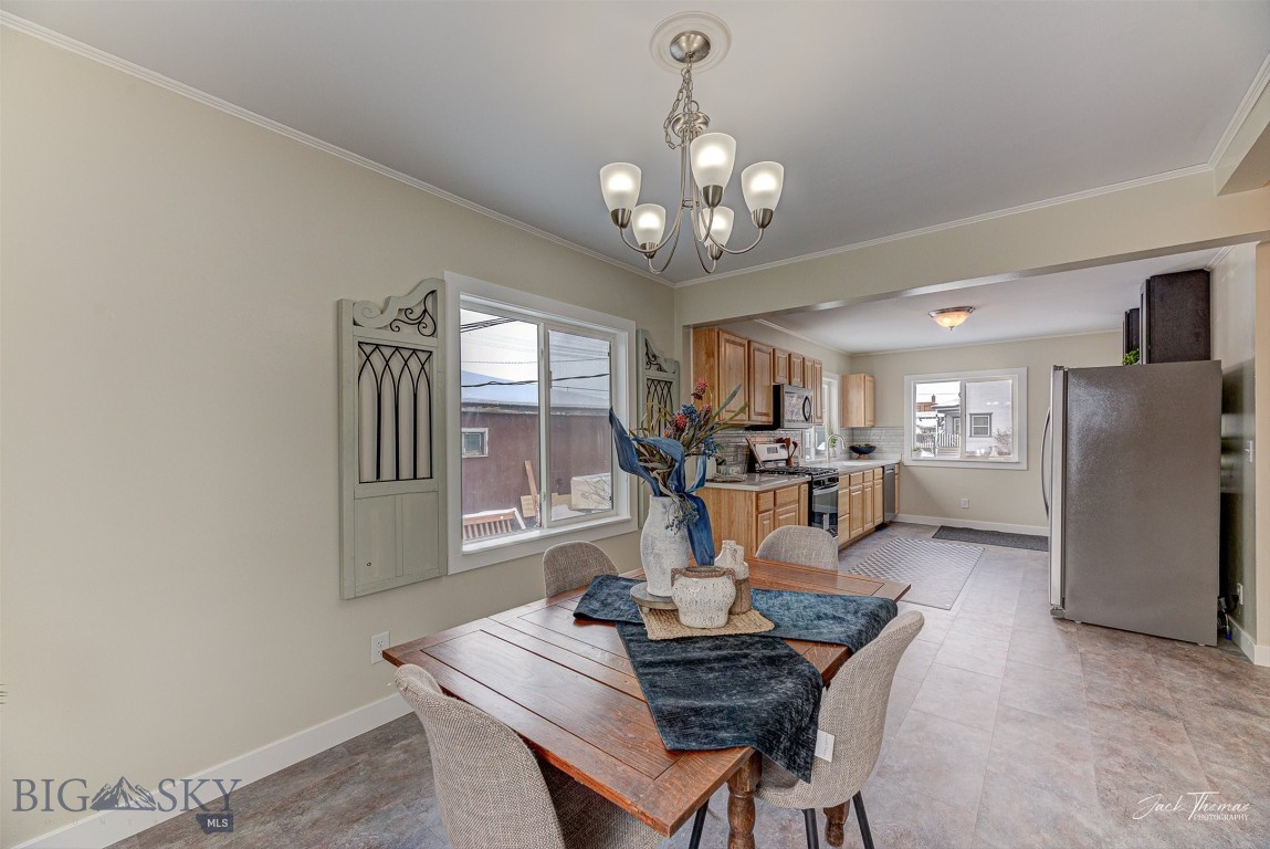 700 4th Property Photo 10