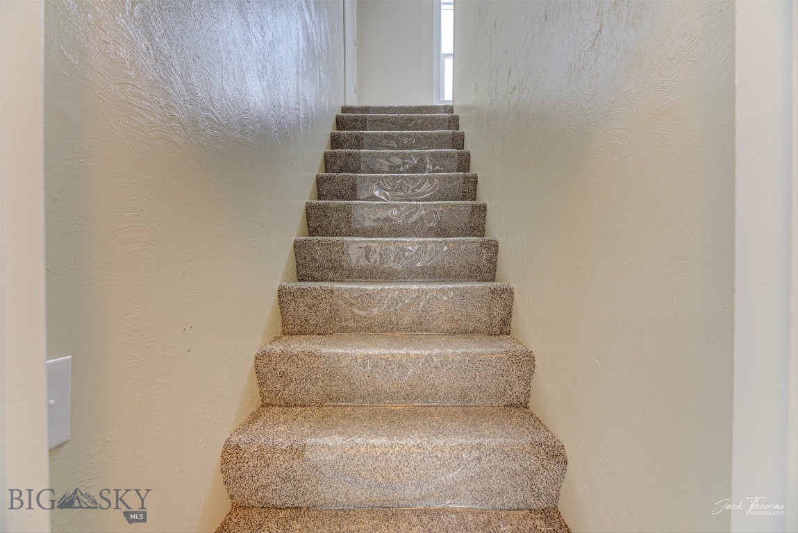 700 4th Property Photo 18