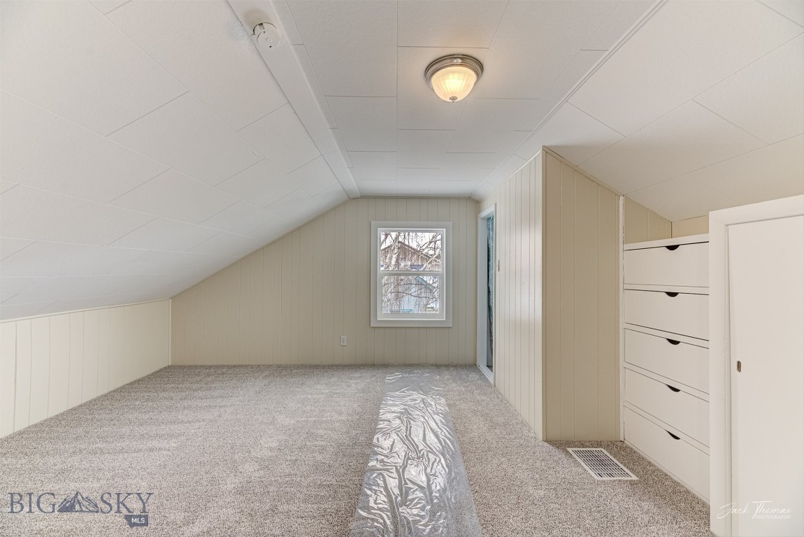700 4th Property Photo 21