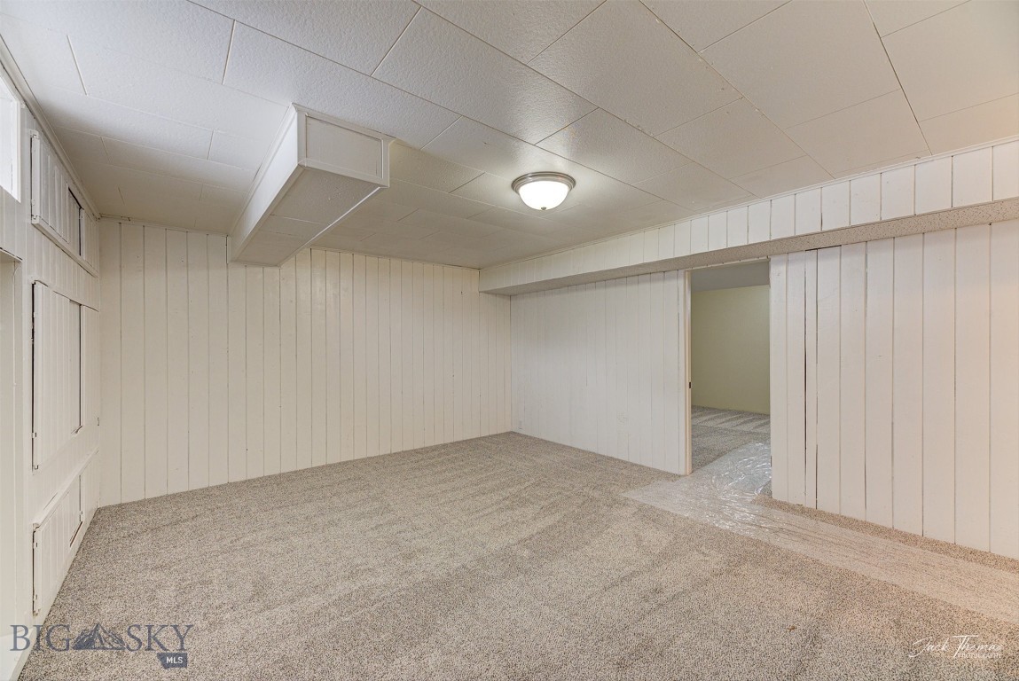 700 4th Property Photo 27
