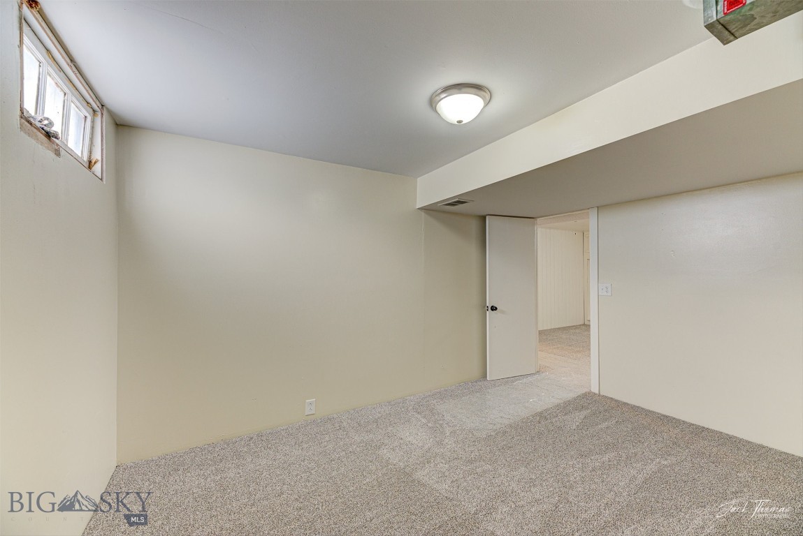 700 4th Property Photo 29