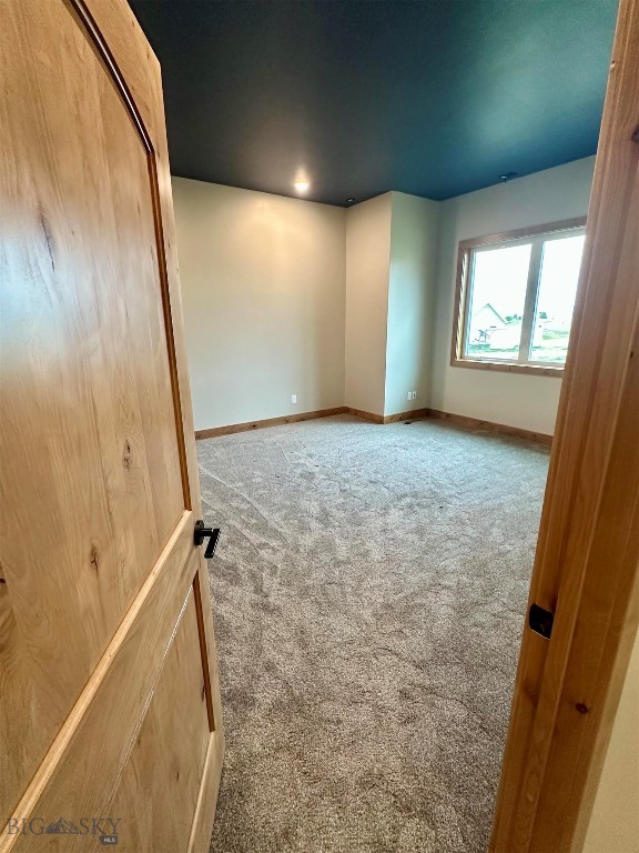 430 Ten Peaks Drive Property Photo 17