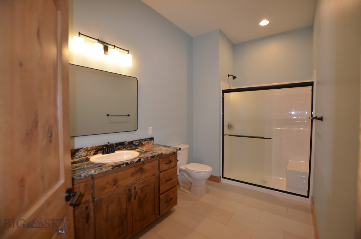 430 Ten Peaks Drive Property Photo 28