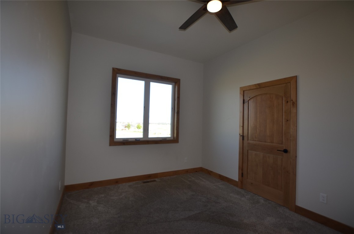 430 Ten Peaks Drive Property Photo 32