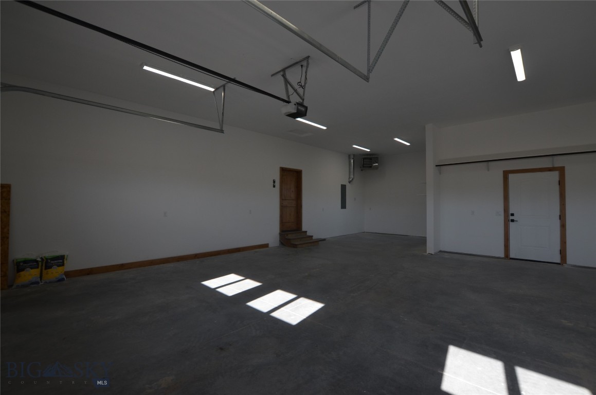 430 Ten Peaks Drive Property Photo 35